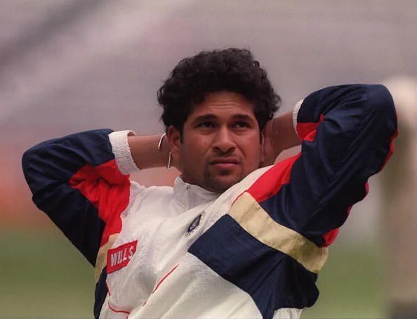 Read more about the article You know him; we know him. The God of Cricket: Sachin Tendulkar