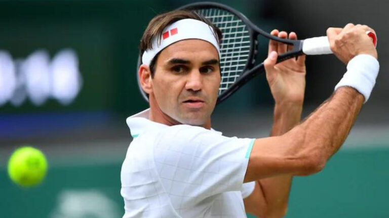 Read more about the article Let’s Talk Greatness: Roger Federer – The GOAT of Tennis