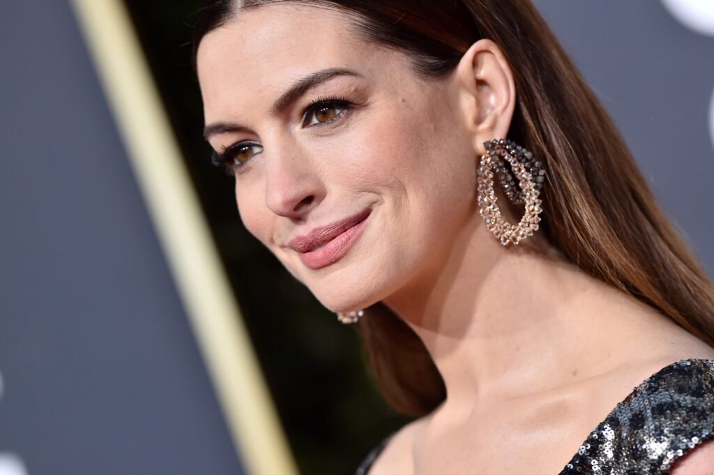 Anna Hathaway’s Approach to Wellness: Exploring Her Lifestyle Choices