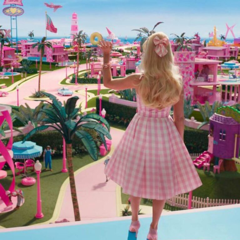 Step into my Barbie Pink World and explore its Malibu Airbnb Dream house.