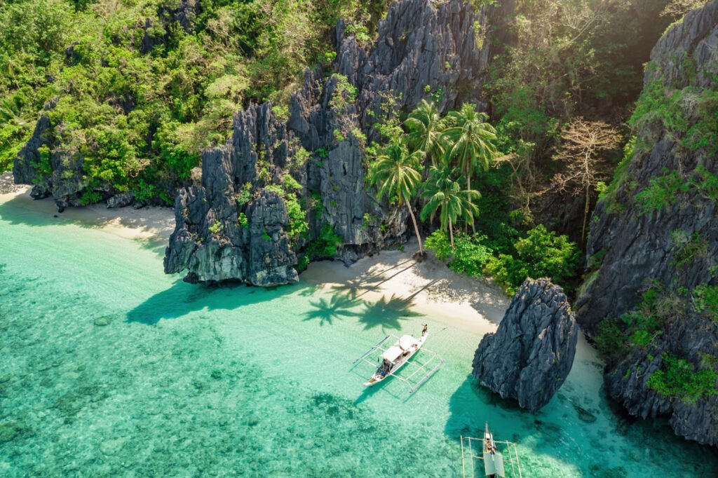 From Pristine Beaches to Lush Jungles:  Experiencing the Beauty of the Philippines’ Top 13 Best Travel Destinations