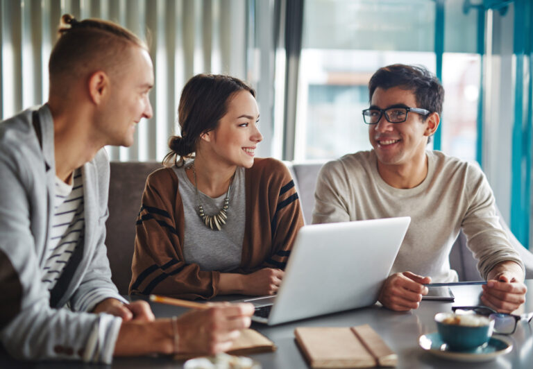 Read more about the article Unlocking Effective Communication: Your Secret Weapon