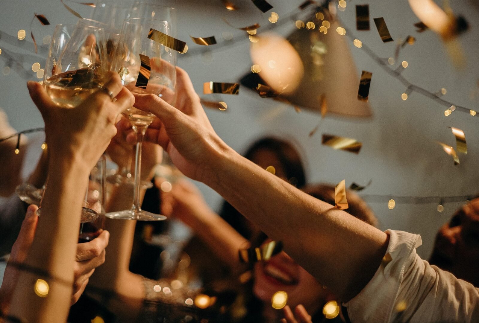 Read more about the article Welcome the New Year With a Bang: Dazzling Ideas for an Unforgettable New Year’s Eve Celebration