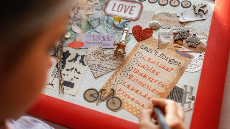 Read more about the article Plan, Build And Manifest: Learn How To Make An Effective Vision Board?