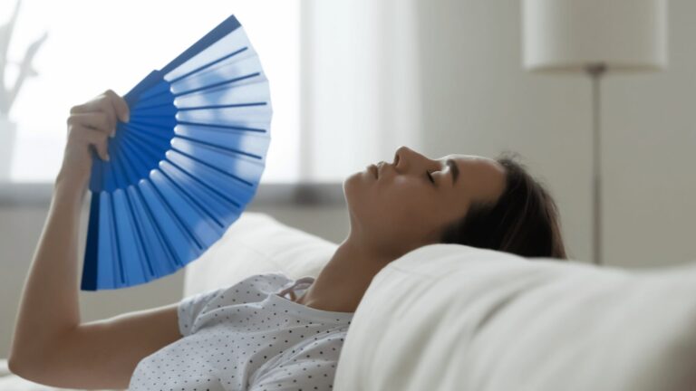 Read more about the article Quench Your Thirst And Beat The Heat with 7 Natural Ways To Prevent Dehydration In Summer