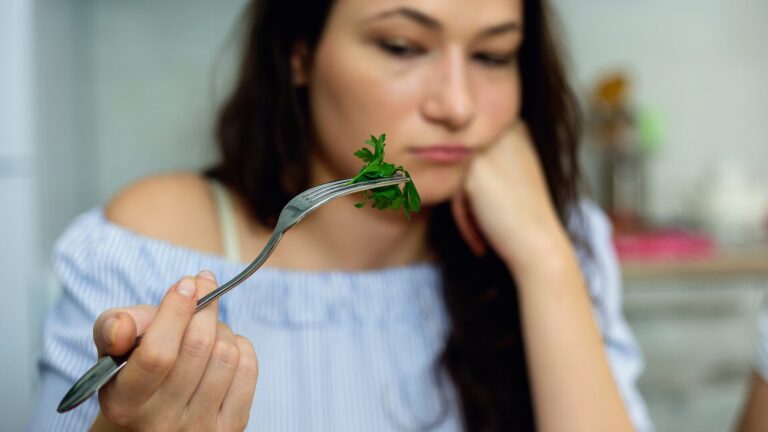 Read more about the article Stop Dieting and Eat Healthy! Why do Indians Need to Quit Diet Culture?