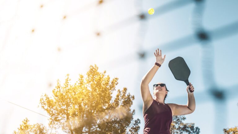 Read more about the article How easy is it to learn Pickleball? Learn The Pickleball Explosion And Why It’s Taking Over the World.