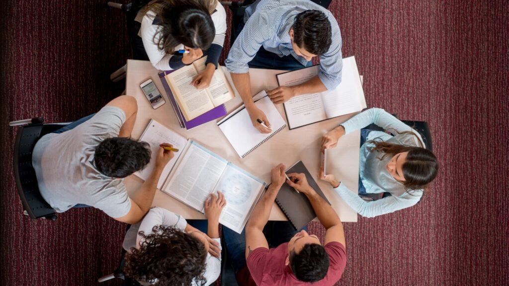 How to Ace Your Exams: The Power of Collaborative Learning